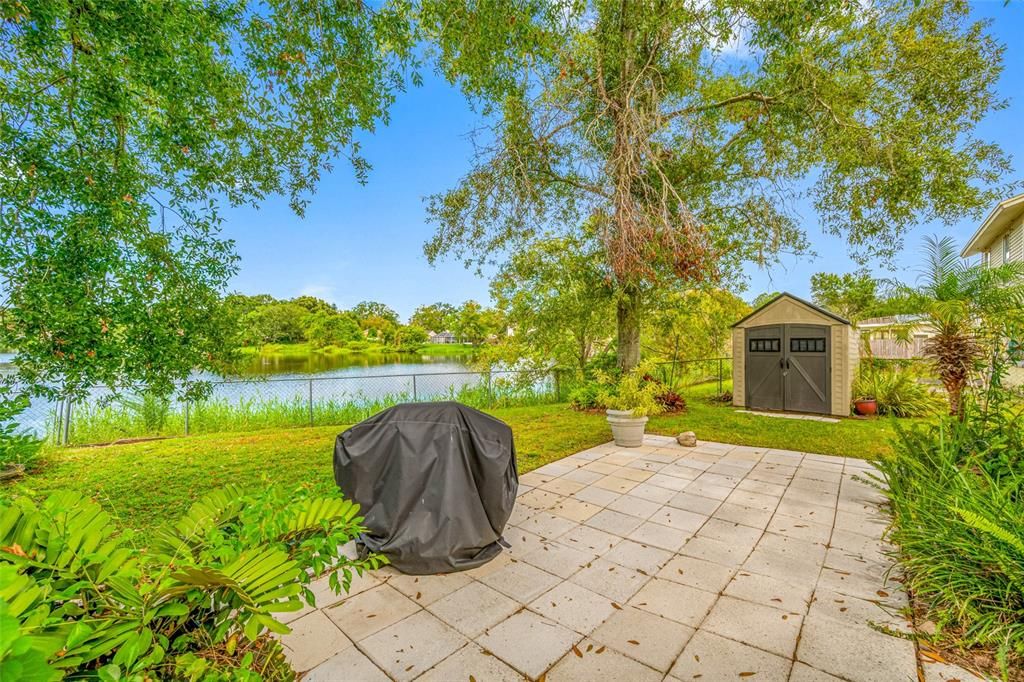 Под контрактом: $339,000 (4 спален, 2 ванн, 1420 Квадратных фут)