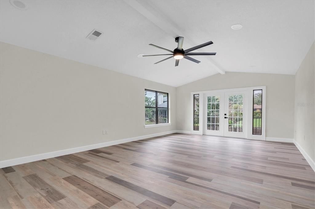 На продажу: $690,900 (4 спален, 3 ванн, 2611 Квадратных фут)