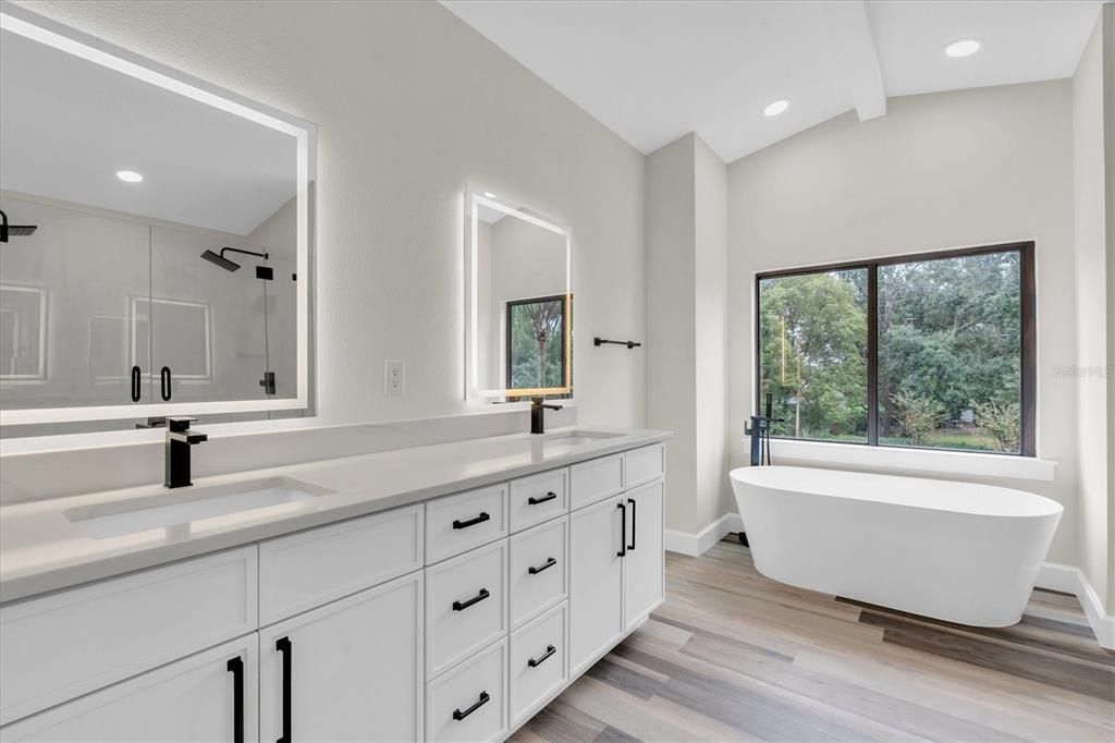 На продажу: $690,900 (4 спален, 3 ванн, 2611 Квадратных фут)