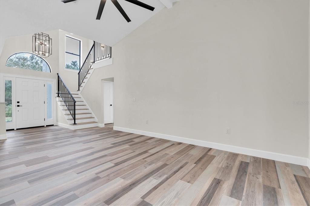 На продажу: $690,900 (4 спален, 3 ванн, 2611 Квадратных фут)