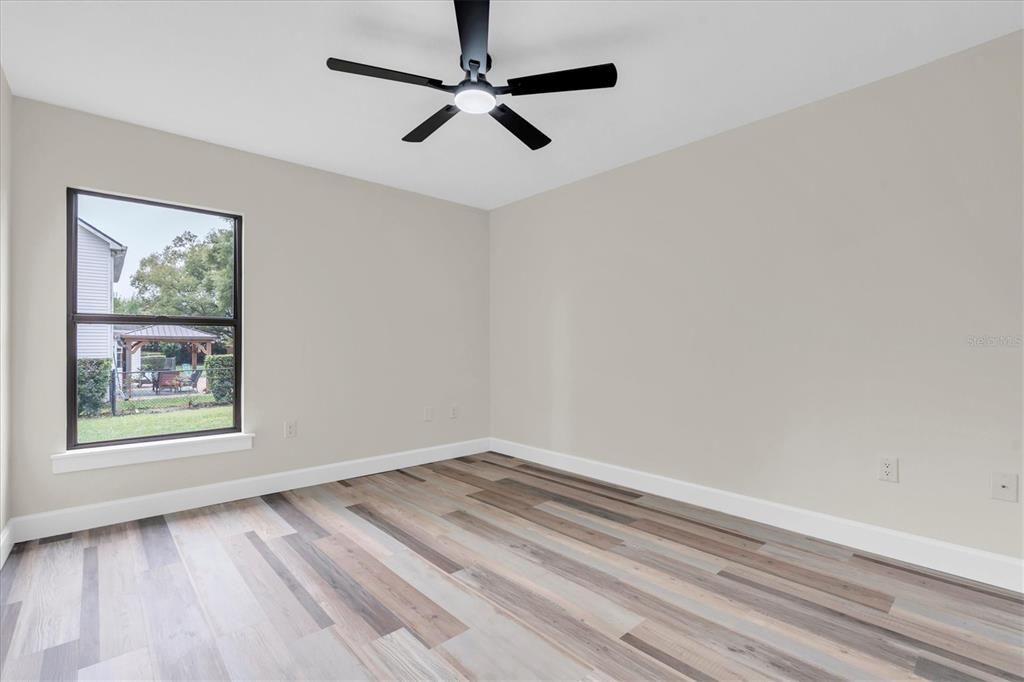 На продажу: $690,900 (4 спален, 3 ванн, 2611 Квадратных фут)