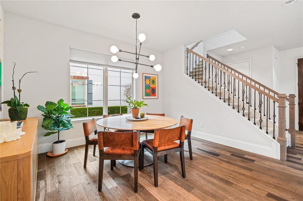 En Venta: $815,000 (3 camas, 3 baños, 2407 Pies cuadrados)