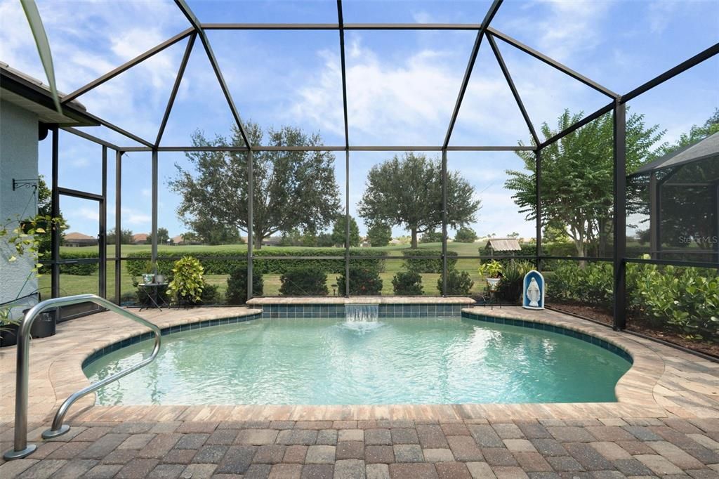 Под контрактом: $685,000 (3 спален, 2 ванн, 2211 Квадратных фут)