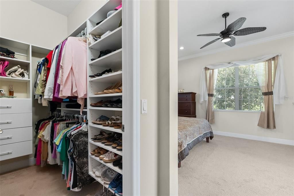 Под контрактом: $685,000 (3 спален, 2 ванн, 2211 Квадратных фут)