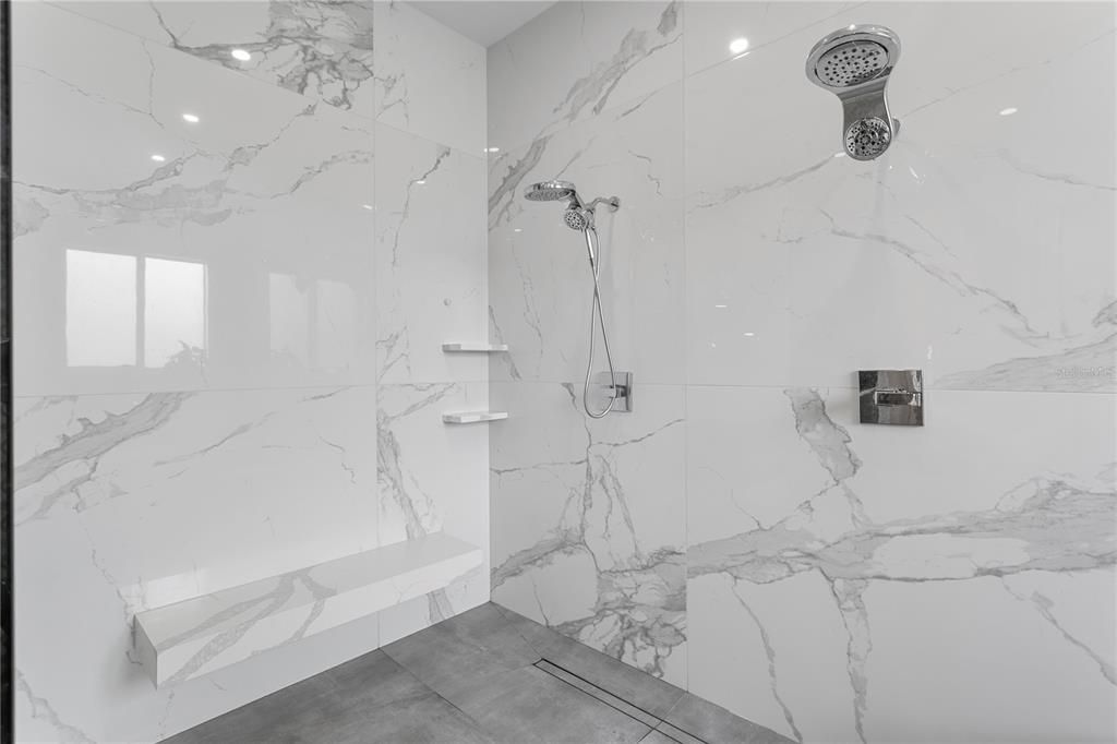 Active With Contract: $2,200,000 (5 beds, 3 baths, 3200 Square Feet)