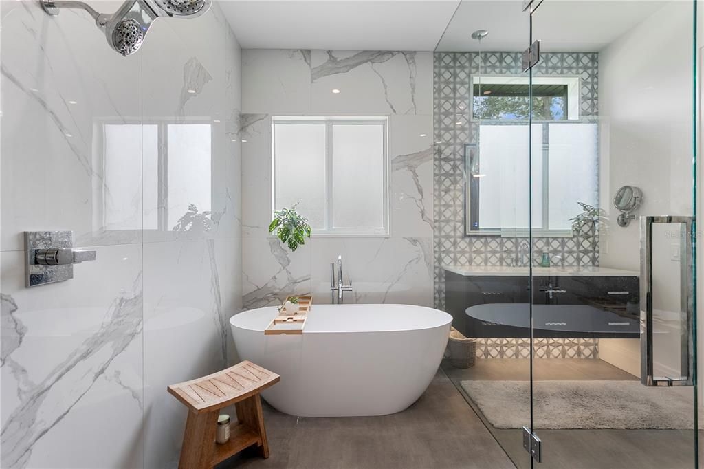 Active With Contract: $2,200,000 (5 beds, 3 baths, 3200 Square Feet)