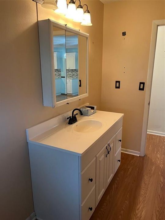 For Sale: $244,000 (2 beds, 2 baths, 1188 Square Feet)