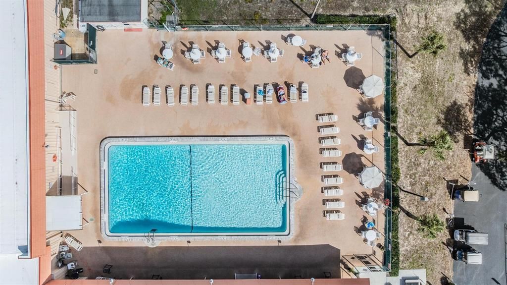 For Sale: $145,000 (2 beds, 2 baths, 1056 Square Feet)