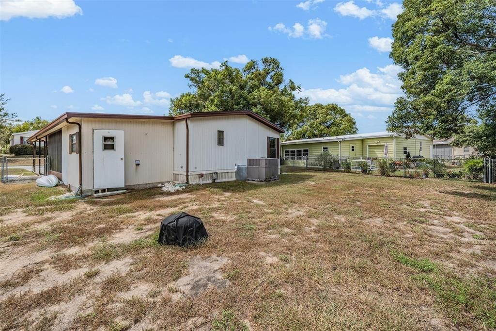 For Sale: $145,000 (2 beds, 2 baths, 1056 Square Feet)