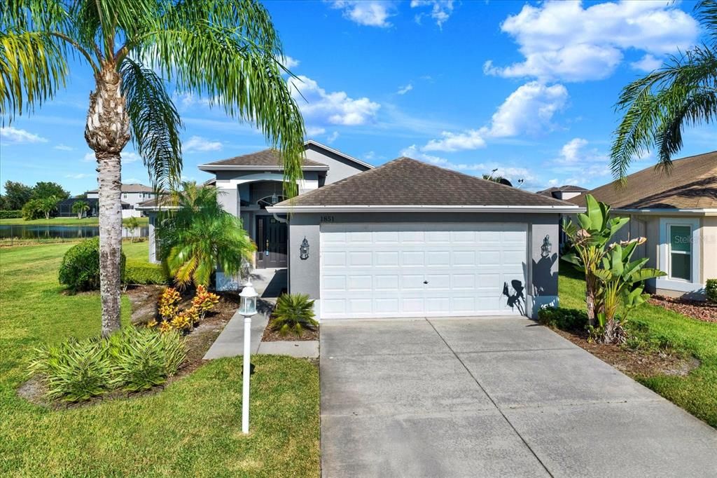 Activo con contrato: $324,900 (2 camas, 2 baños, 1813 Pies cuadrados)
