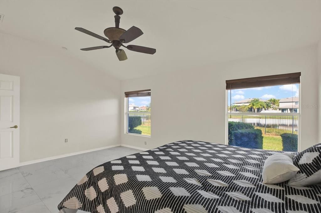 Activo con contrato: $324,900 (2 camas, 2 baños, 1813 Pies cuadrados)
