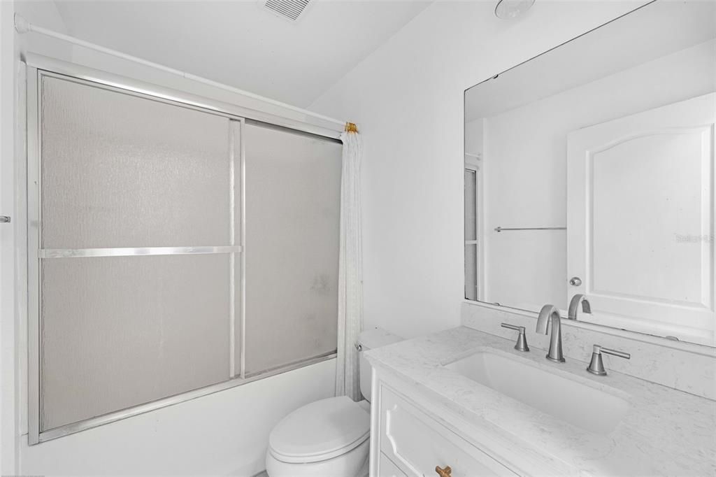 待售: $324,900 (4 贝兹, 2 浴室, 1584 平方英尺)