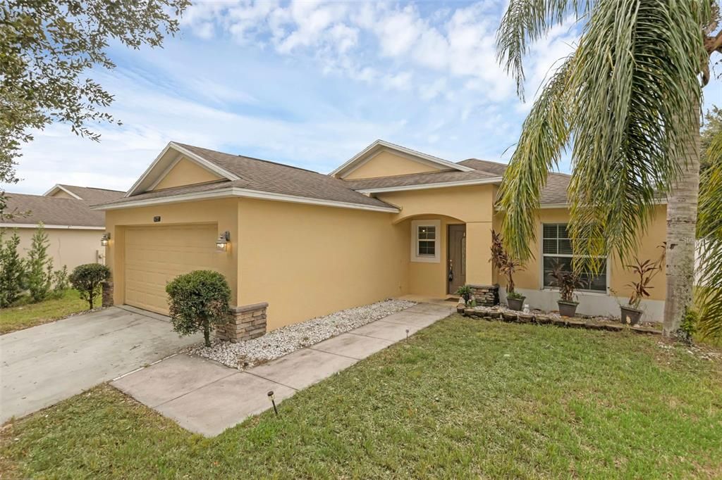 待售: $324,900 (4 贝兹, 2 浴室, 1584 平方英尺)