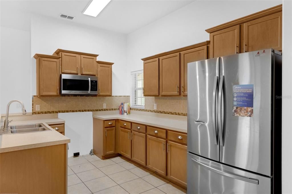 待售: $324,900 (4 贝兹, 2 浴室, 1584 平方英尺)