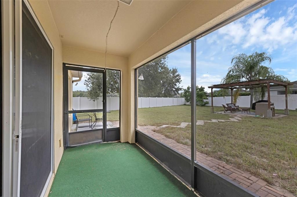 待售: $324,900 (4 贝兹, 2 浴室, 1584 平方英尺)