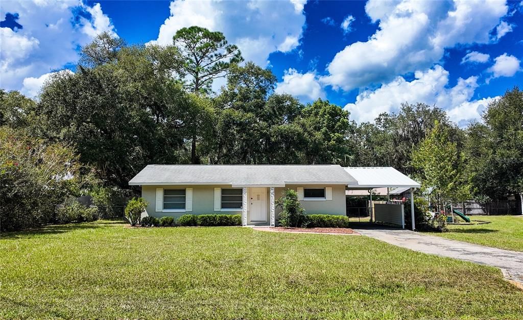 For Sale: $175,000 (2 beds, 1 baths, 1040 Square Feet)