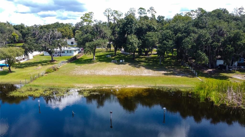 For Sale: $175,000 (2 beds, 1 baths, 1040 Square Feet)