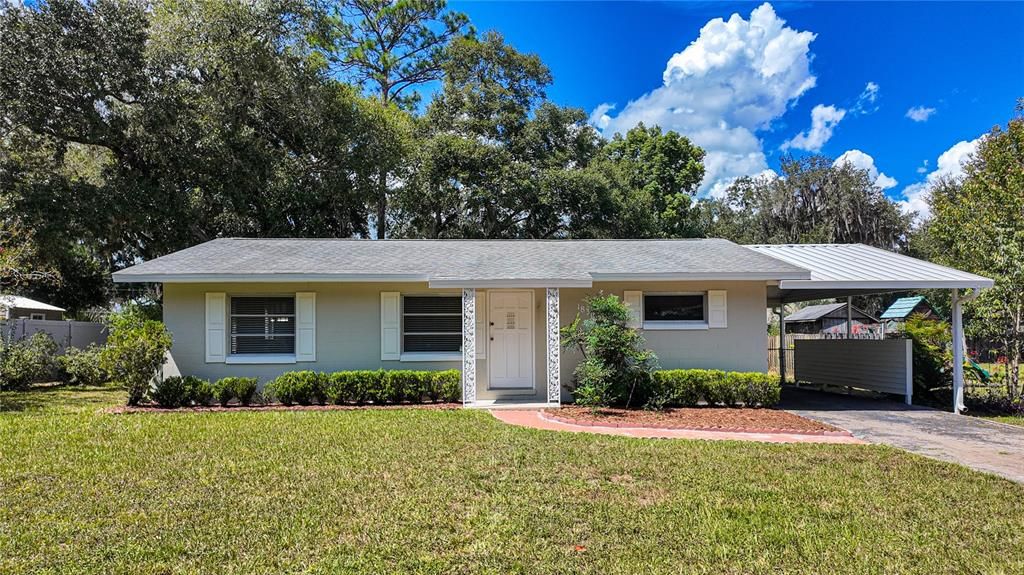 For Sale: $175,000 (2 beds, 1 baths, 1040 Square Feet)