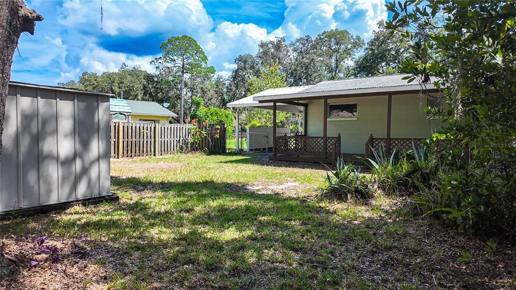 For Sale: $175,000 (2 beds, 1 baths, 1040 Square Feet)