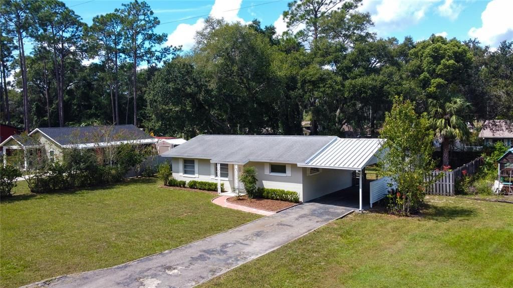 For Sale: $175,000 (2 beds, 1 baths, 1040 Square Feet)