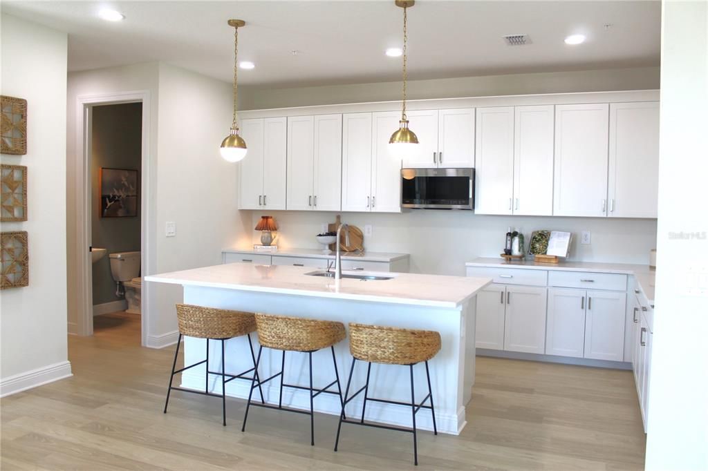 For Sale: $501,784 (3 beds, 2 baths, 2425 Square Feet)