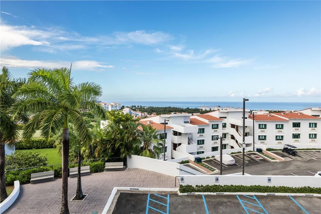 出租: $3,500 (3 贝兹, 2 浴室, 1881.3 平方英尺)