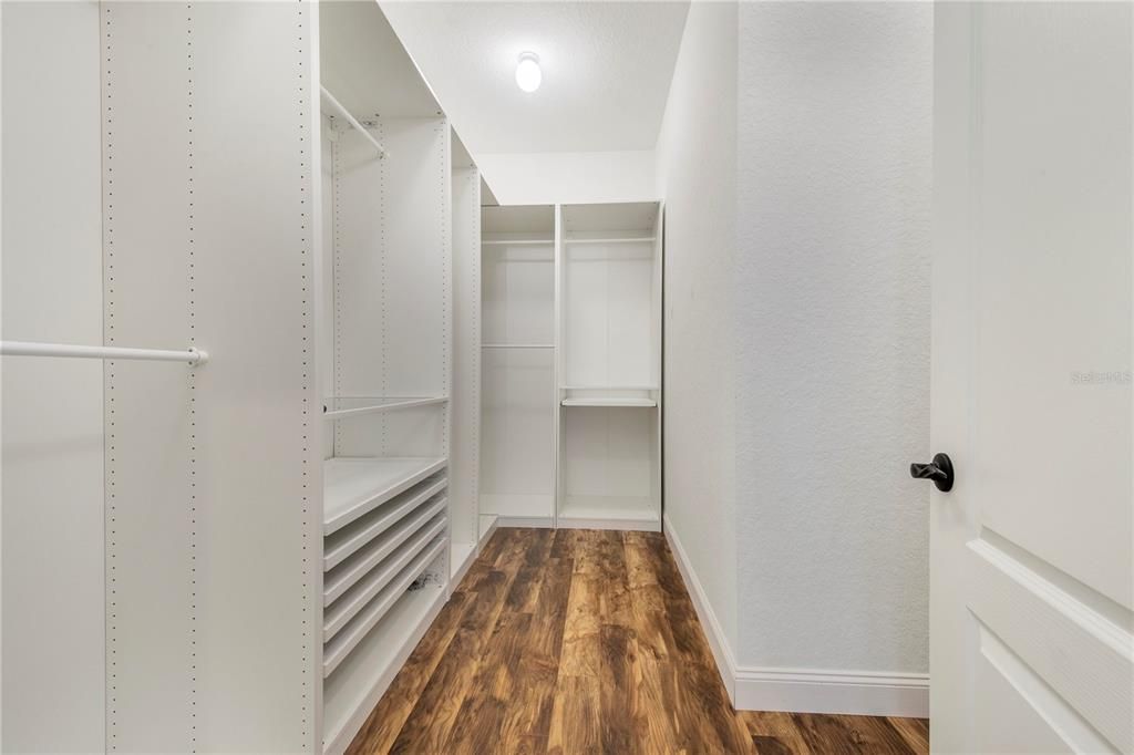 For Sale: $495,000 (4 beds, 2 baths, 2756 Square Feet)