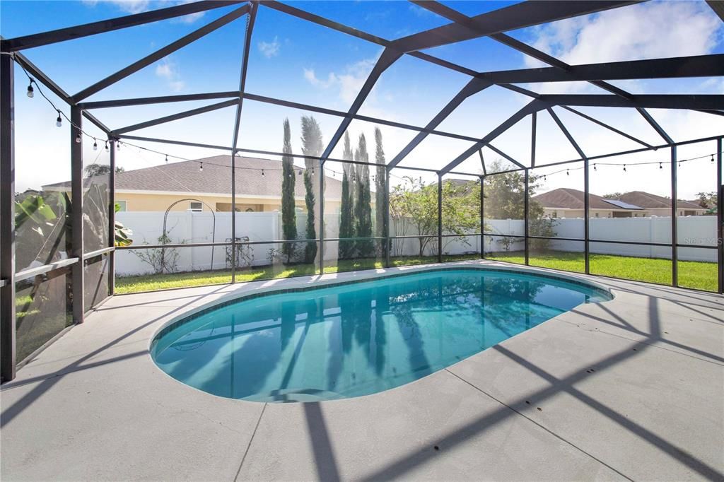 For Sale: $495,000 (4 beds, 2 baths, 2756 Square Feet)