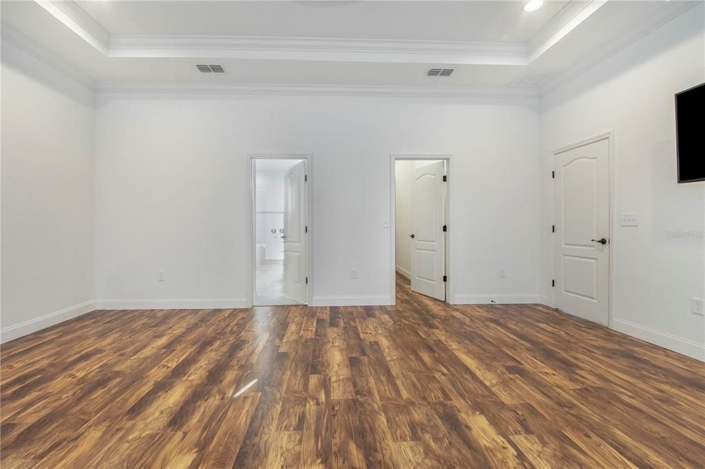 For Sale: $495,000 (4 beds, 2 baths, 2756 Square Feet)