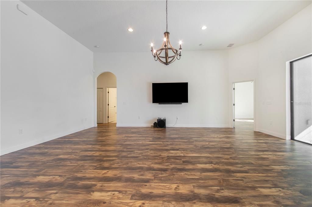 For Sale: $495,000 (4 beds, 2 baths, 2756 Square Feet)