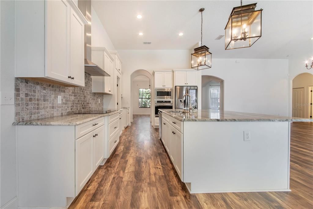 For Sale: $495,000 (4 beds, 2 baths, 2756 Square Feet)