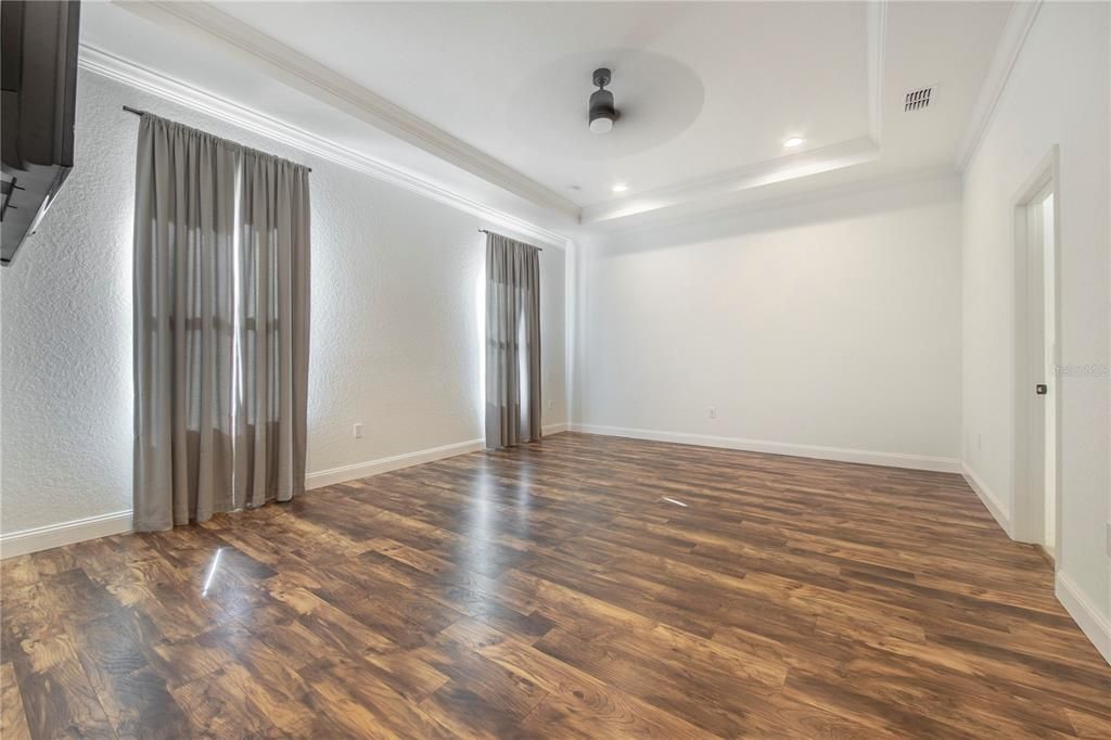 For Sale: $495,000 (4 beds, 2 baths, 2756 Square Feet)