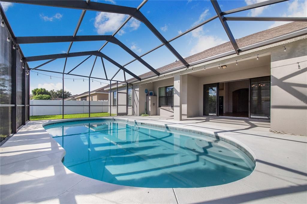 For Sale: $495,000 (4 beds, 2 baths, 2756 Square Feet)