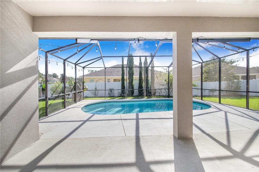 For Sale: $495,000 (4 beds, 2 baths, 2756 Square Feet)