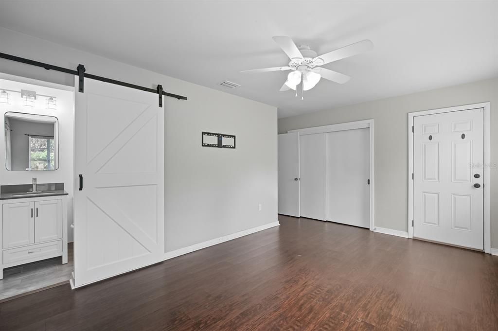 For Sale: $289,000 (3 beds, 2 baths, 1472 Square Feet)