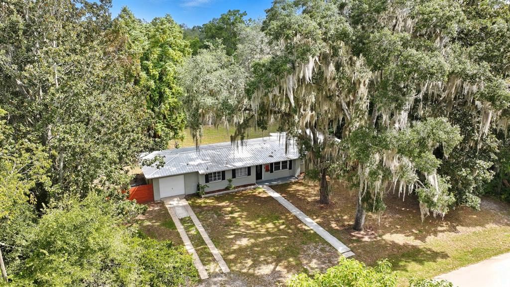 For Sale: $289,000 (3 beds, 2 baths, 1472 Square Feet)