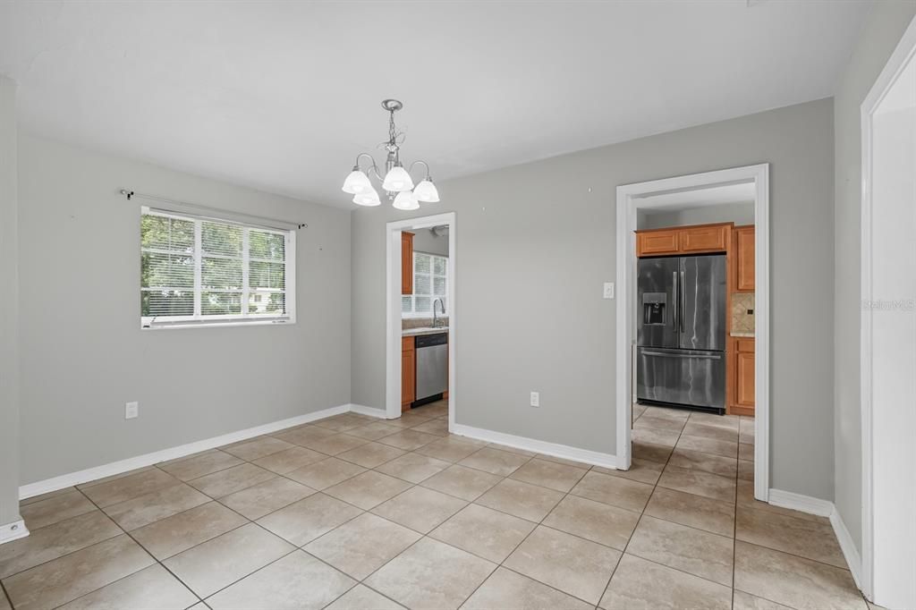 For Sale: $289,000 (3 beds, 2 baths, 1472 Square Feet)