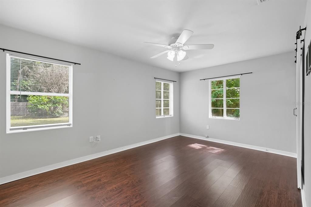 For Sale: $289,000 (3 beds, 2 baths, 1472 Square Feet)