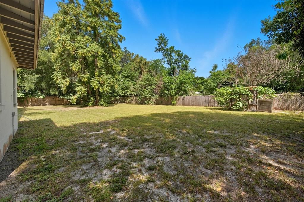 For Sale: $289,000 (3 beds, 2 baths, 1472 Square Feet)