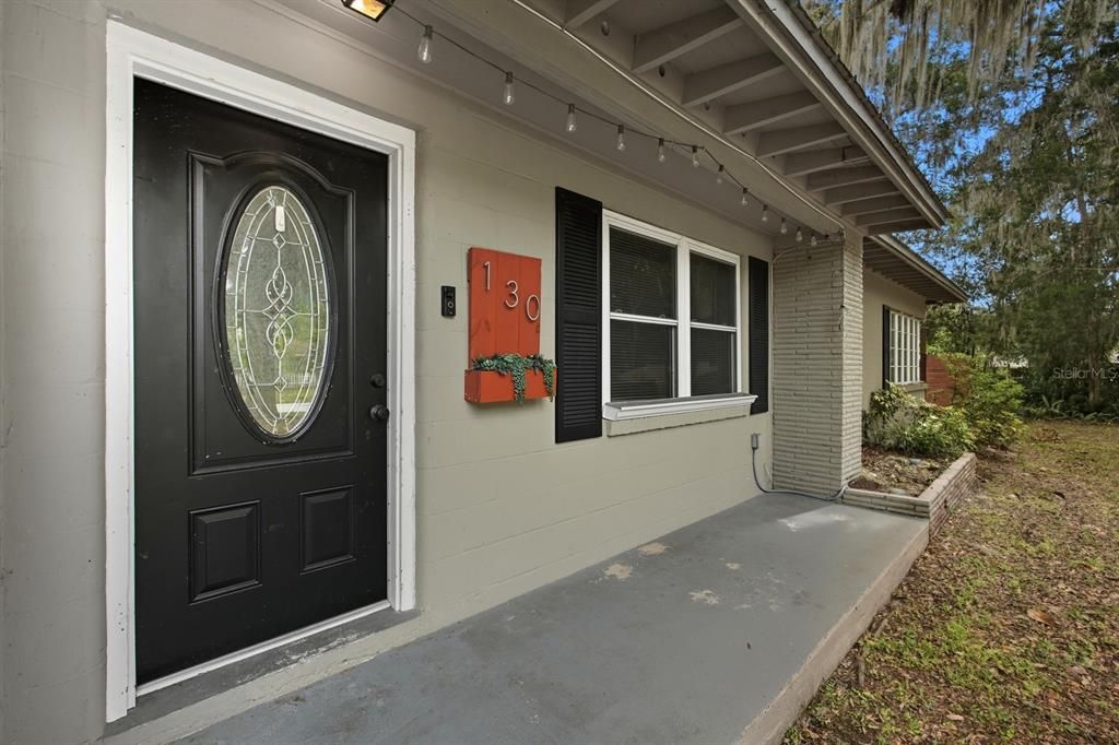 For Sale: $289,000 (3 beds, 2 baths, 1472 Square Feet)