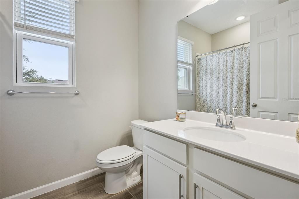 待售: $375,000 (4 贝兹, 3 浴室, 2291 平方英尺)