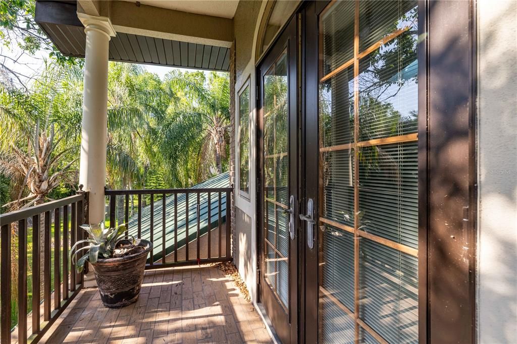 En Venta: $1,175,000 (2 camas, 2 baños, 2225 Pies cuadrados)