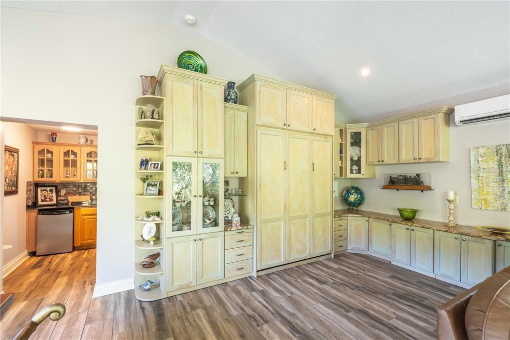 En Venta: $1,175,000 (2 camas, 2 baños, 2225 Pies cuadrados)