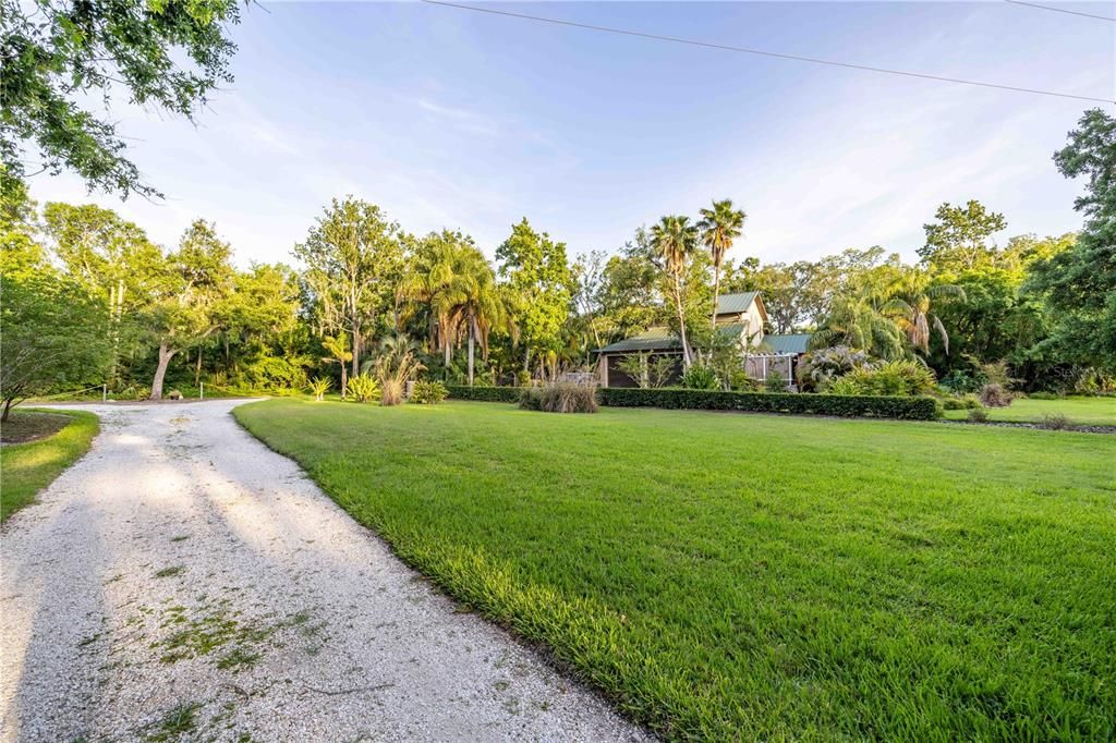 En Venta: $1,175,000 (2 camas, 2 baños, 2225 Pies cuadrados)