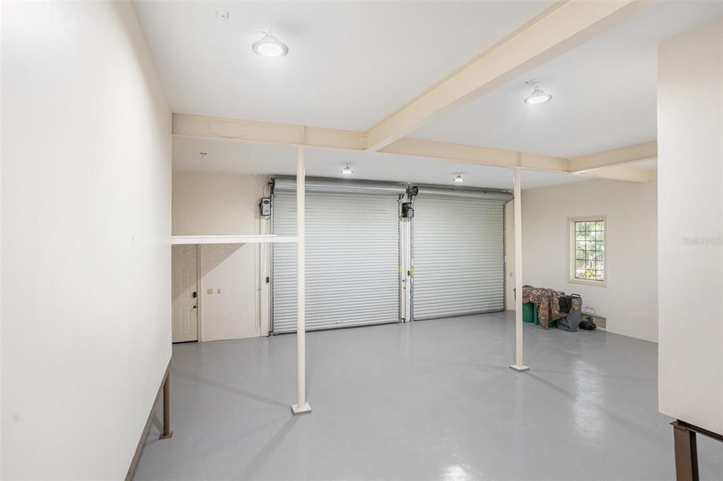 En Venta: $1,175,000 (2 camas, 2 baños, 2225 Pies cuadrados)