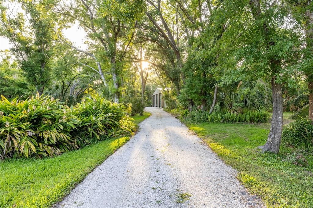 En Venta: $1,175,000 (2 camas, 2 baños, 2225 Pies cuadrados)