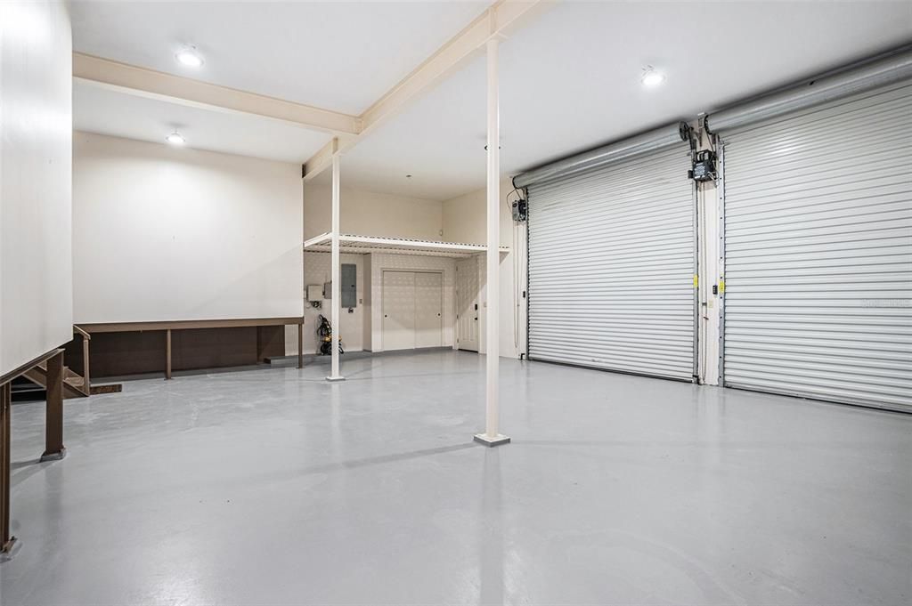 En Venta: $1,175,000 (2 camas, 2 baños, 2225 Pies cuadrados)