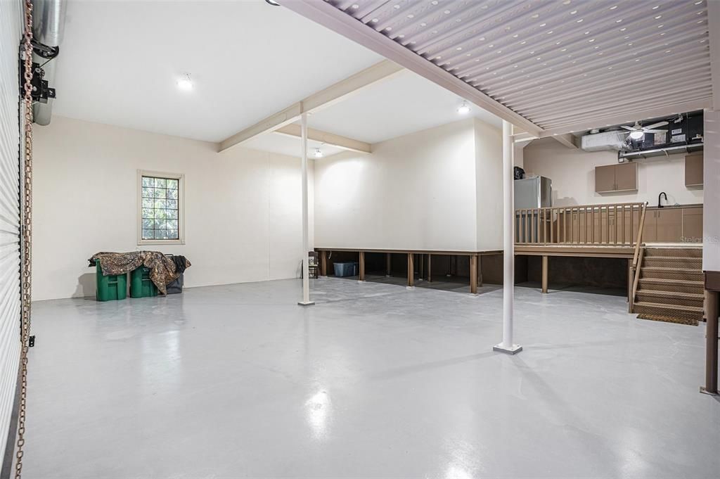 En Venta: $1,175,000 (2 camas, 2 baños, 2225 Pies cuadrados)