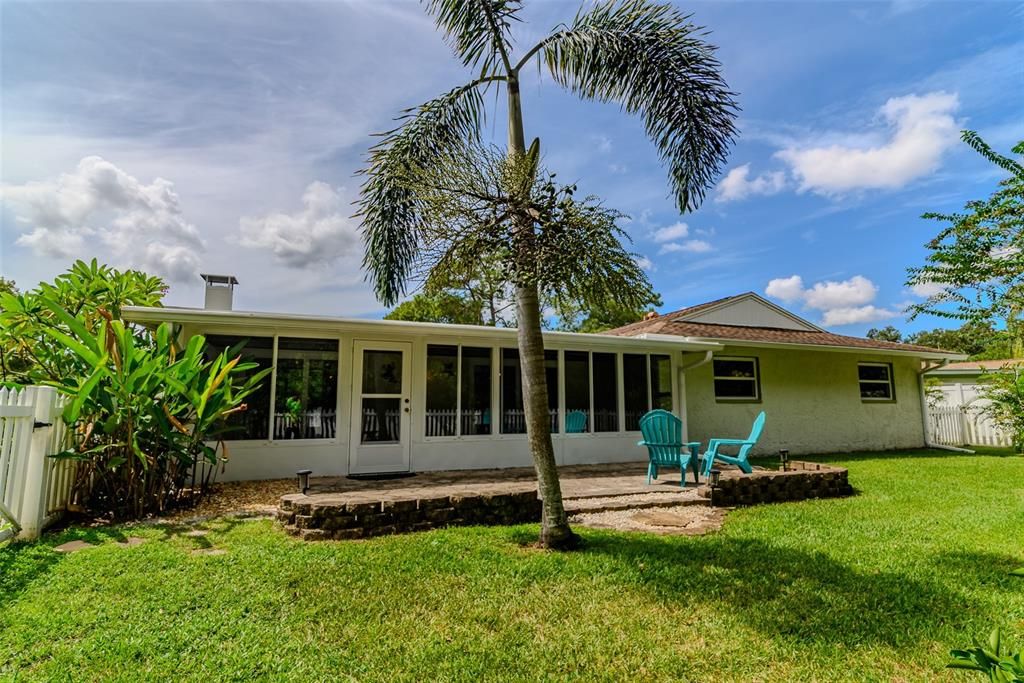 Active With Contract: $455,000 (3 beds, 2 baths, 1882 Square Feet)