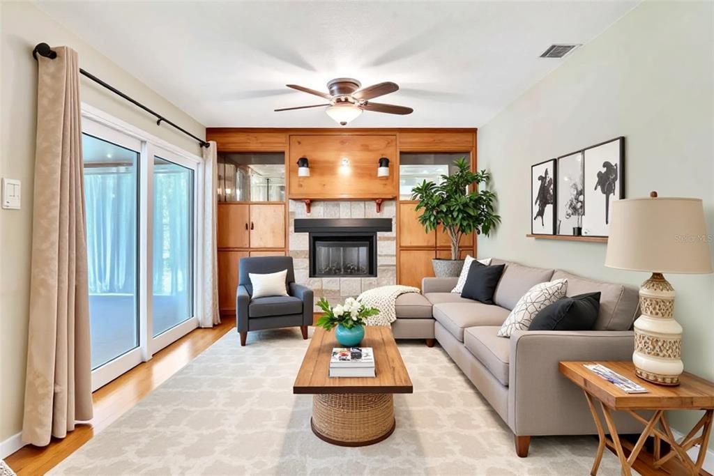 Active With Contract: $455,000 (3 beds, 2 baths, 1882 Square Feet)